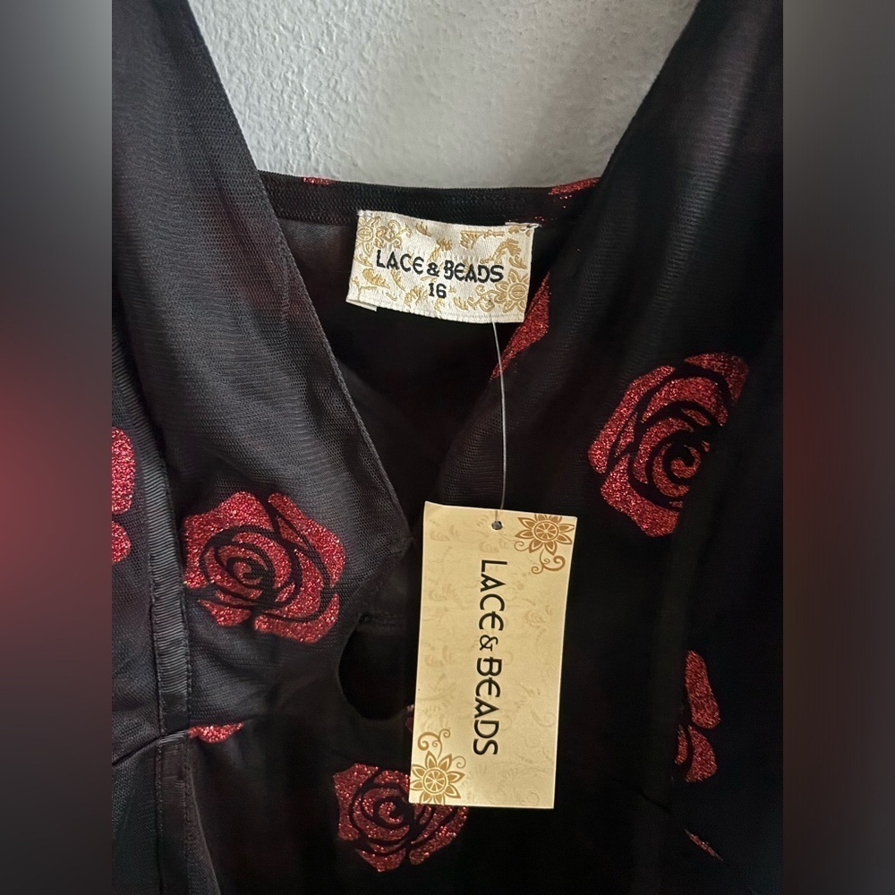 Lace & beads glitter rose dress 16 - Picture 4 of 6